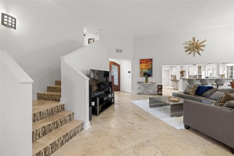Casa en venta en Saint Petersburg, Florida, 7 dormitorios, 675.31 m2 № 2380974 - foto 10