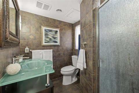 Casa en venta en Saint Petersburg, Florida, 7 dormitorios, 675.31 m2 № 2380974 - foto 28