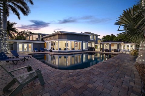 Casa en venta en Saint Petersburg, Florida, 7 dormitorios, 675.31 m2 № 2380974 - foto 5