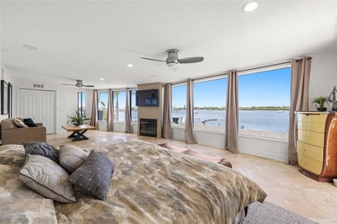 Casa en venta en Saint Petersburg, Florida, 7 dormitorios, 675.31 m2 № 2380974 - foto 17
