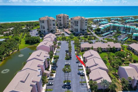 Condo in Fort Pierce, Florida, 2 bedrooms  № 1226958 - photo 1