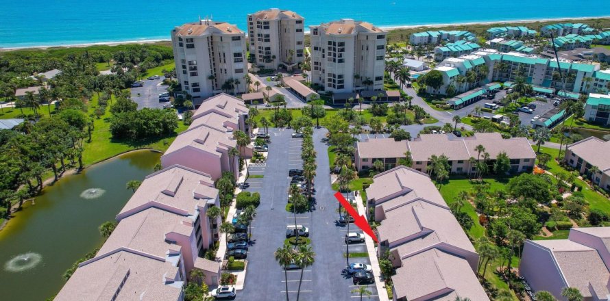 Condo in Fort Pierce, Florida, 2 bedrooms № 1226958