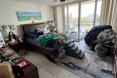 Condominio en venta en Clearwater, Florida, 2 dormitorios, 117.89 m2 № 1880624 - foto 12