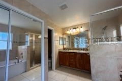 Casa en alquiler en Orlando, Florida, 3 dormitorios, 168.9 m2 № 1803736 - foto 9