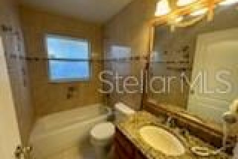 Casa en alquiler en Orlando, Florida, 3 dormitorios, 168.9 m2 № 1803736 - foto 17