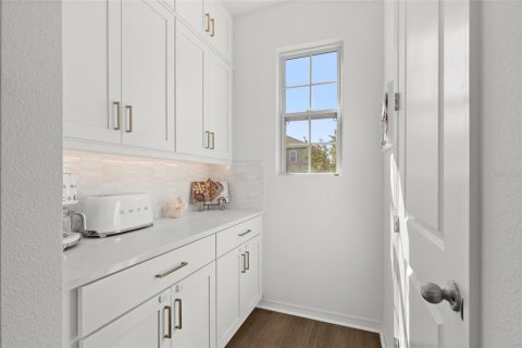House in Winter Garden, Florida 3 bedrooms, 198.25 sq.m. № 2419144 - photo 7