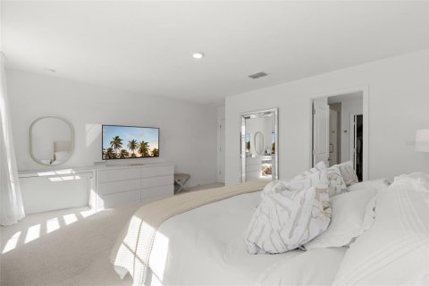 House in Winter Garden, Florida 3 bedrooms, 198.25 sq.m. № 2419144 - photo 21