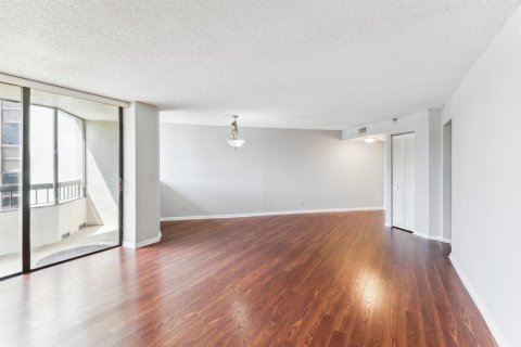 Condo in Boca Raton, Florida, 2 bedrooms № 2250992 - photo 6
