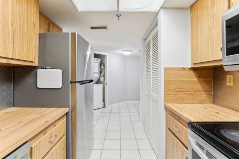 Condo in Boca Raton, Florida, 2 bedrooms № 2250992 - photo 15