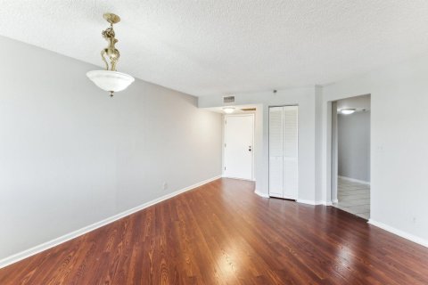 Condo in Boca Raton, Florida, 2 bedrooms № 2250992 - photo 7