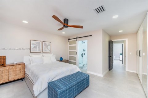 Купить виллу или дом в Майами-Спрингс, Флорида 4 спальни, 208.29м2, № 2016390 - фото 22