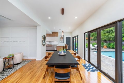 Купить виллу или дом в Майами-Спрингс, Флорида 4 спальни, 208.29м2, № 2016390 - фото 13