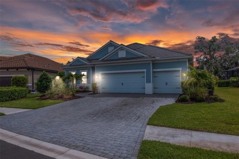 House in Bradenton, Florida 4 bedrooms, 256.22 sq.m. № 1746444 - photo 8