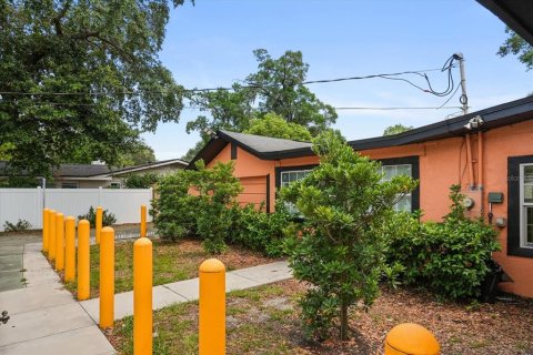 Propiedad comercial en alquiler en Orlando, Florida, 268.95 m2 № 1736793 - foto 4