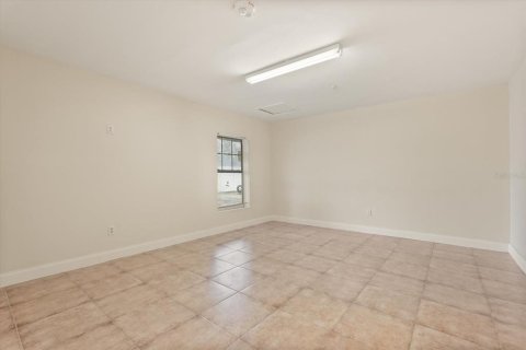 Propiedad comercial en alquiler en Orlando, Florida, 268.95 m2 № 1736793 - foto 19