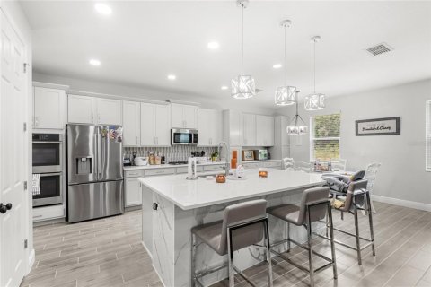 Casa en venta en Mount Dora, Florida, 6 dormitorios, 430.88 m2 № 1881394 - foto 13