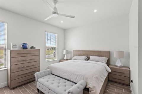 Casa en venta en Mount Dora, Florida, 6 dormitorios, 430.88 m2 № 1881394 - foto 6