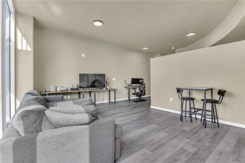 Condo in Orlando, Florida, 1 bedroom  № 2144077 - photo 4