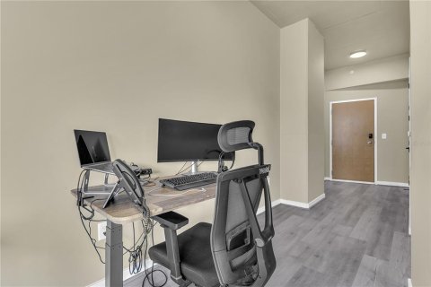 Condo in Orlando, Florida, 1 bedroom  № 2144077 - photo 10