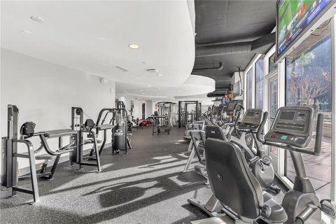 Condo in Orlando, Florida, 1 bedroom  № 2144077 - photo 21