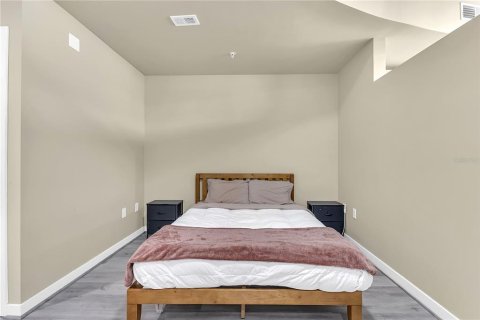 Condo in Orlando, Florida, 1 bedroom  № 2144077 - photo 14
