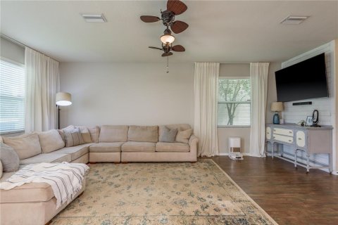 Casa en venta en Wesley Chapel, Florida, 5 dormitorios, 213.4 m2 № 1898619 - foto 9