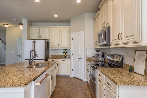 Casa en venta en Wesley Chapel, Florida, 5 dormitorios, 213.4 m2 № 1898619 - foto 14