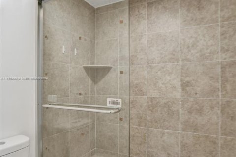 Copropriété à vendre à Tamarac, Floride: 2 chambres, 90.12 m2 № 1714926 - photo 14