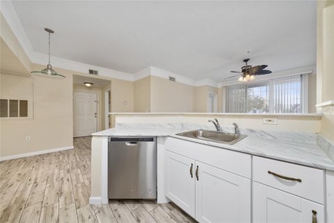 Condominio en venta en Orlando, Florida, 2 dormitorios, 102.84 m2 № 2210444 - foto 5