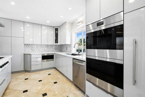 Villa ou maison à louer à Fort Lauderdale, Floride: 3 chambres, 188.68 m2 № 2182897 - photo 5