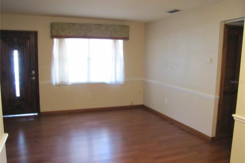 Casa en alquiler en Tampa, Florida, 3 dormitorios, 160.35 m2 № 1917333 - foto 5