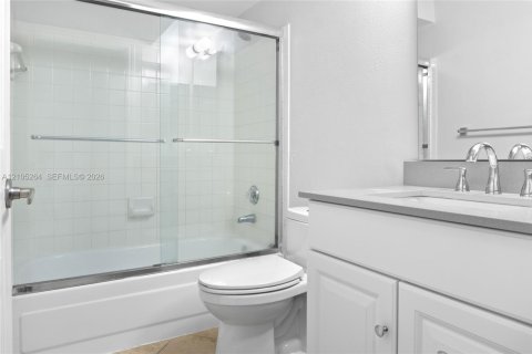 Copropriété à louer à Oakland Park, Floride: 2 chambres, 116.69 m2 № 2423264 - photo 18