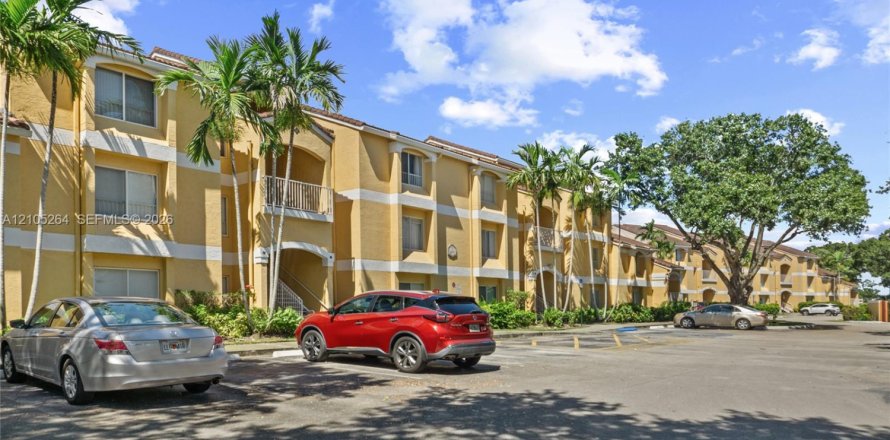 Condo à Oakland Park, Floride, 2 chambres  № 2423264