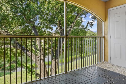 Copropriété à louer à Oakland Park, Floride: 2 chambres, 116.69 m2 № 2423264 - photo 11