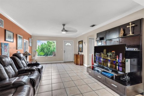 Casa en venta en Miami, Florida, 2 dormitorios, 113.15 m2 № 2000633 - foto 8