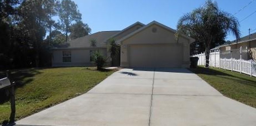 Villa ou maison à North Port, Floride 3 chambres, 166.11 m2 № 2101954