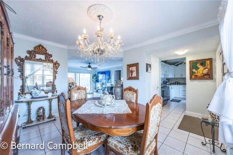 Condominio en venta en Lauderdale Lakes, Florida, 2 dormitorios, 102.38 m2 № 2055408 - foto 7