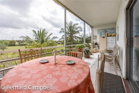 Condominio en venta en Lauderdale Lakes, Florida, 2 dormitorios, 102.38 m2 № 2055408 - foto 25