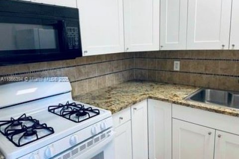 Copropriété à vendre à Coral Gables, Floride: 1 chambre, 53.05 m2 № 1897261 - photo 3