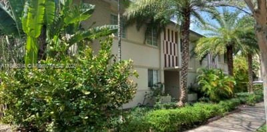 Condo à Coral Gables, Floride, 1 chambre  № 1897261