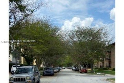 Copropriété à vendre à Coral Gables, Floride: 1 chambre, 53.05 m2 № 1897261 - photo 10