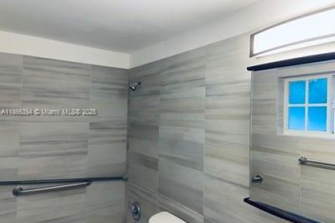 Copropriété à vendre à Coral Gables, Floride: 1 chambre, 53.05 m2 № 1897261 - photo 8