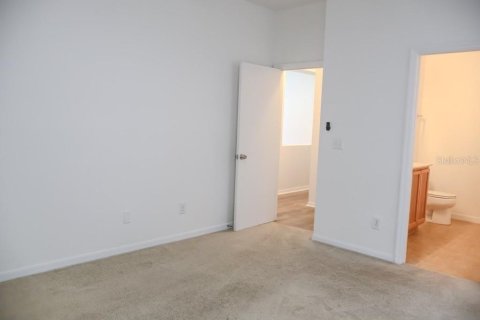 Casa en alquiler en Orlando, Florida, 3 dormitorios, 158.03 m2 № 1902776 - foto 16
