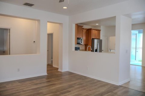 Casa en alquiler en Orlando, Florida, 3 dormitorios, 158.03 m2 № 1902776 - foto 10