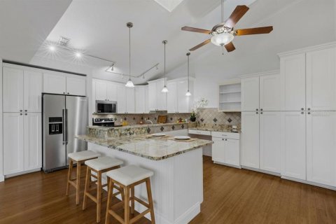 Condo in Lakeland, Florida, 3 bedrooms  № 2222672 - photo 12