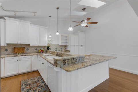 Condo in Lakeland, Florida, 3 bedrooms  № 2222672 - photo 14