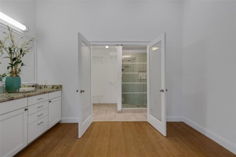 Condo in Lakeland, Florida, 3 bedrooms  № 2222672 - photo 28
