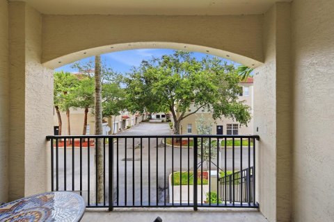 Condo in Coral Springs, Florida, 2 bedrooms  № 2078110 - photo 28