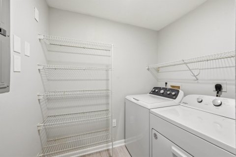Condo in Coral Springs, Florida, 2 bedrooms  № 2078110 - photo 11
