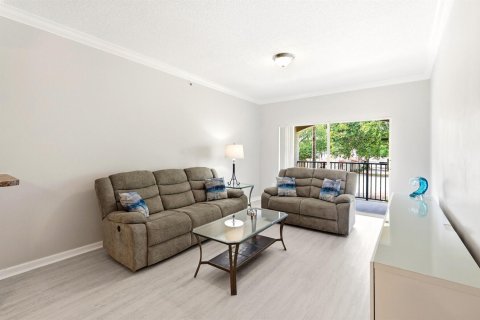 Condo in Coral Springs, Florida, 2 bedrooms  № 2078110 - photo 13